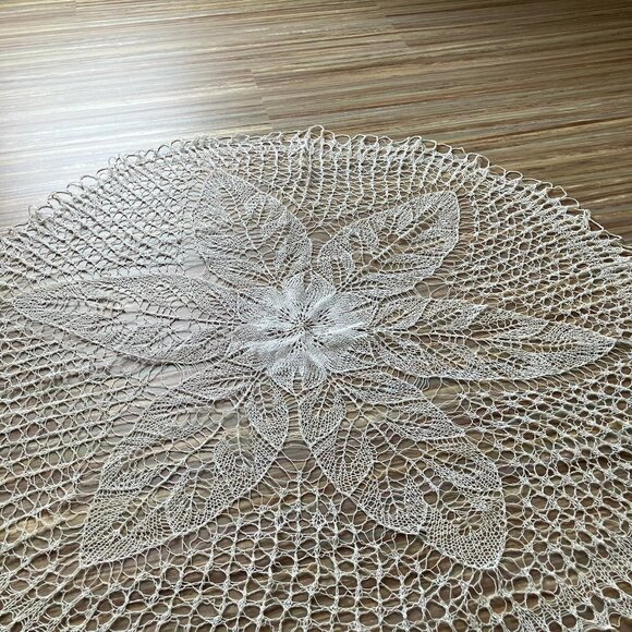 Hand Knit Lace Flower Star Round Tablecloth Vintage White Delicate Doily 42" - Picture 3 of 4